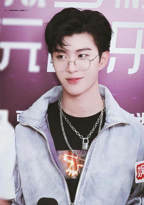 娱乐吃瓜演员范丞丞,从偶像练习生到多栖艺人，娱乐圈的青春蜕变之路