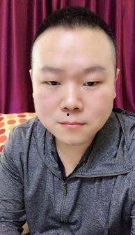 娱乐吃瓜酱岳云鹏,从相声新秀到综艺常客，娱乐圈的“笑果”人生