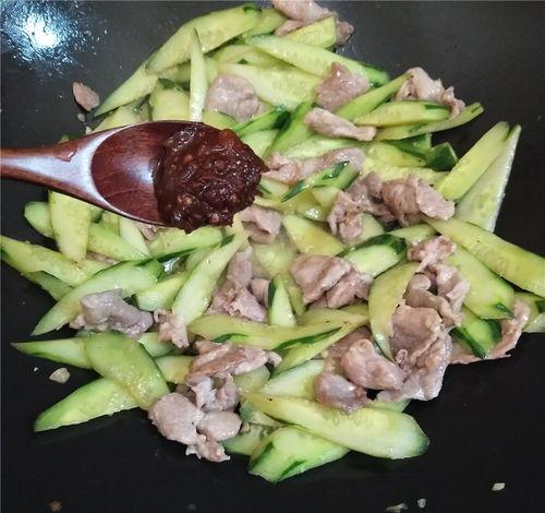 娱乐吃瓜酱小城市,娱乐吃瓜酱带你领略地方风情