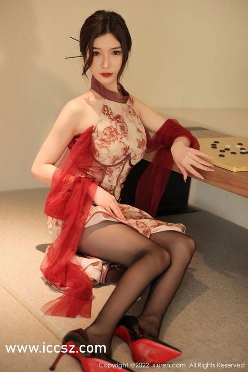 娱乐吃瓜酱模特是谁,模特身份大起底！