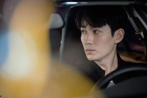 娱乐吃瓜酱朱一龙,从流量小生到实力派演员的蜕变之路