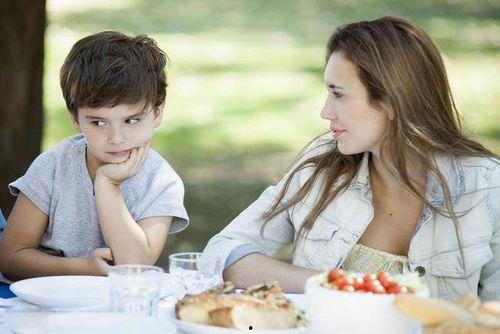 娱乐吃瓜酱不让父母喝水,揭秘不让父母喝水的惊人真相