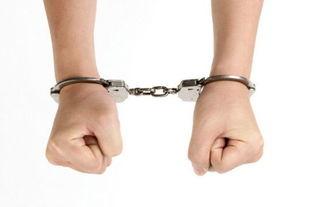 娱乐吃瓜酱戴上了手铐,揭秘幕后真相