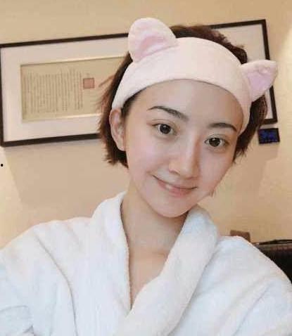 娱乐吃瓜女明星素颜,女神们的真实面貌与护肤秘籍