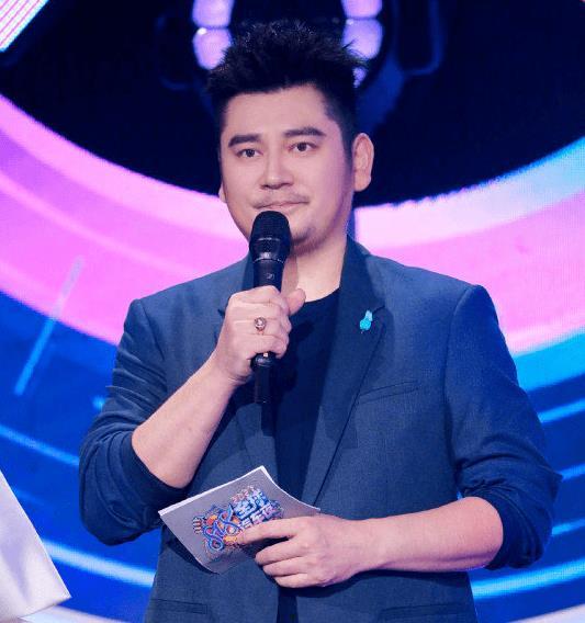 《娱乐圈的吃瓜影帝》,吃瓜成瘾揭秘幕后故事