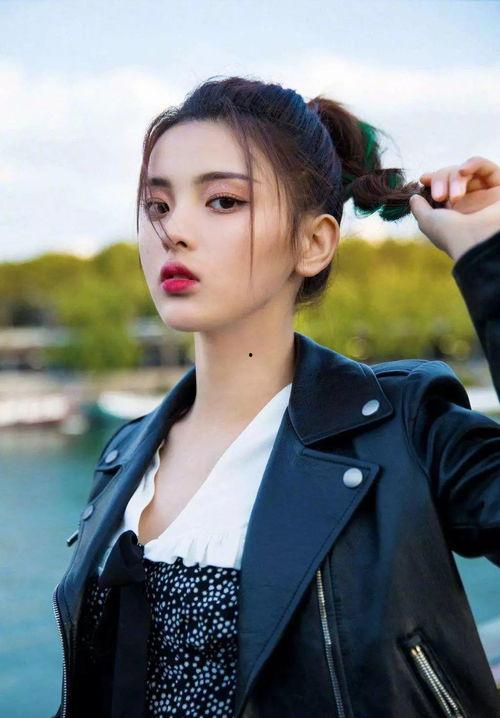 娱乐吃瓜酱黄飞若,娱乐吃瓜酱中的璀璨明星