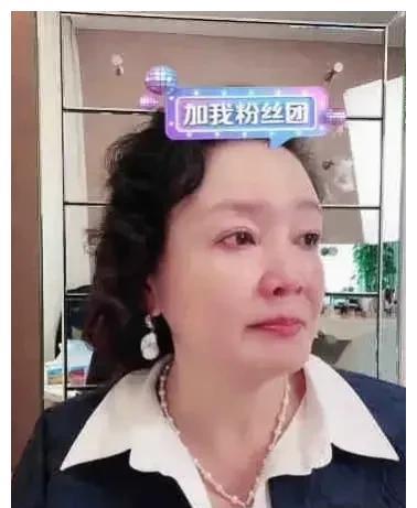 娱乐圈大瓜吃瓜是谁啊视频,揭秘“娱乐圈大瓜吃瓜”背后的神秘人物