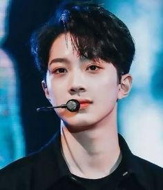 娱乐吃瓜君赖冠霖,娱乐吃瓜界的“瓜王”崛起之路