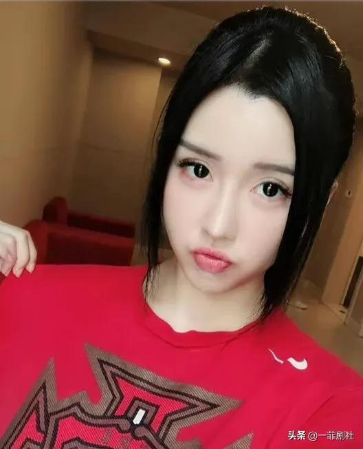 吃瓜娱乐爆料李靓蕾,吃瓜娱乐背后的真相揭秘